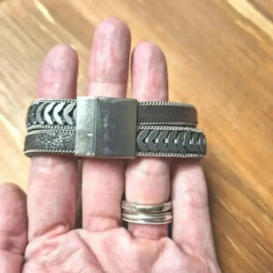 Unisex pewter color faux leather bracelet with magnetic clasp